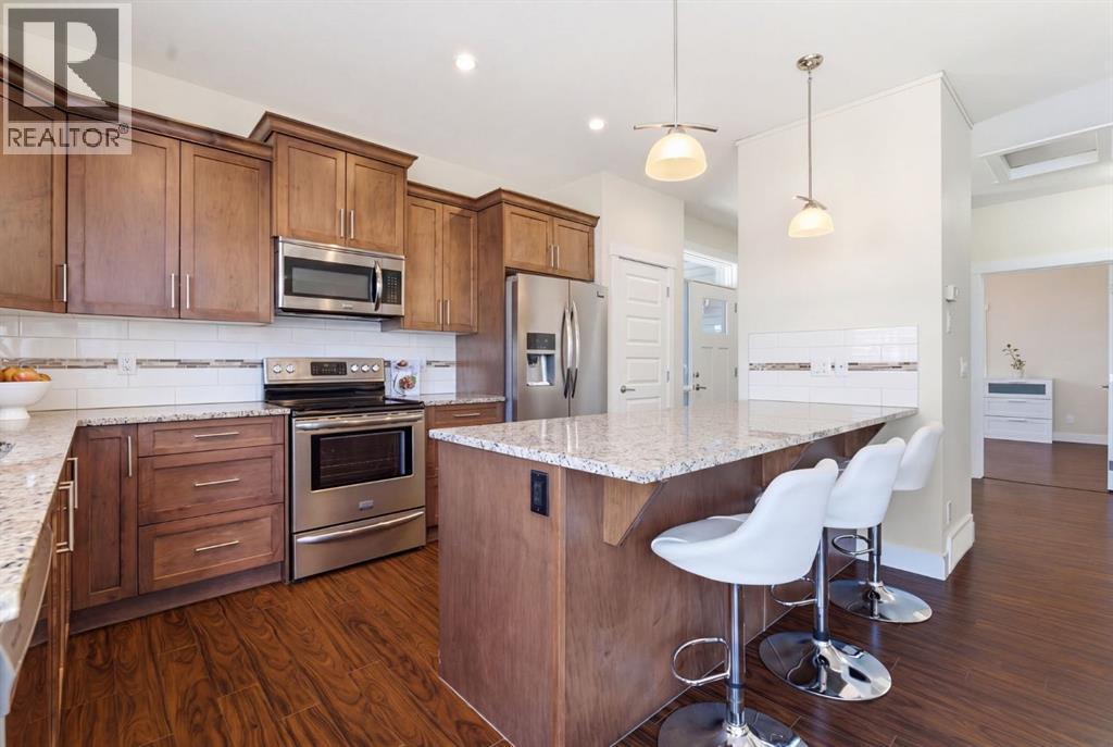 403, 110 Coopers Common SW