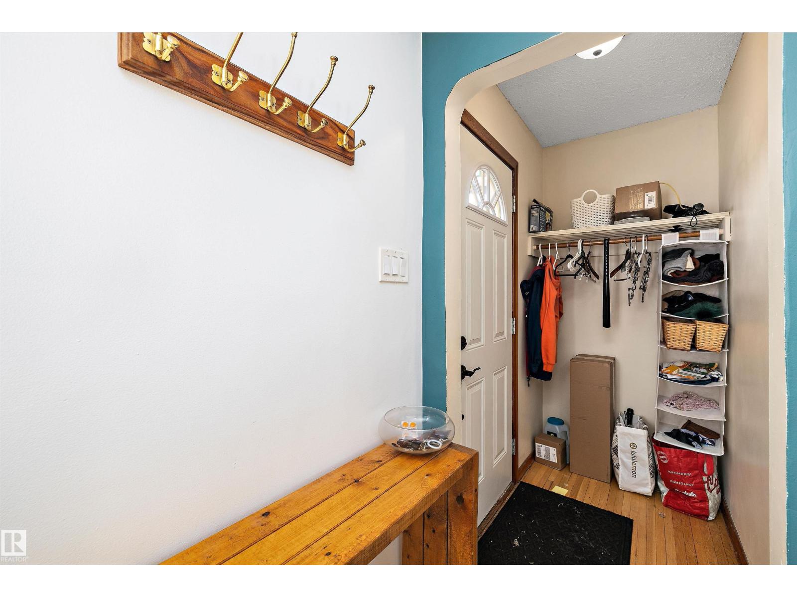 11607 141 ST NW