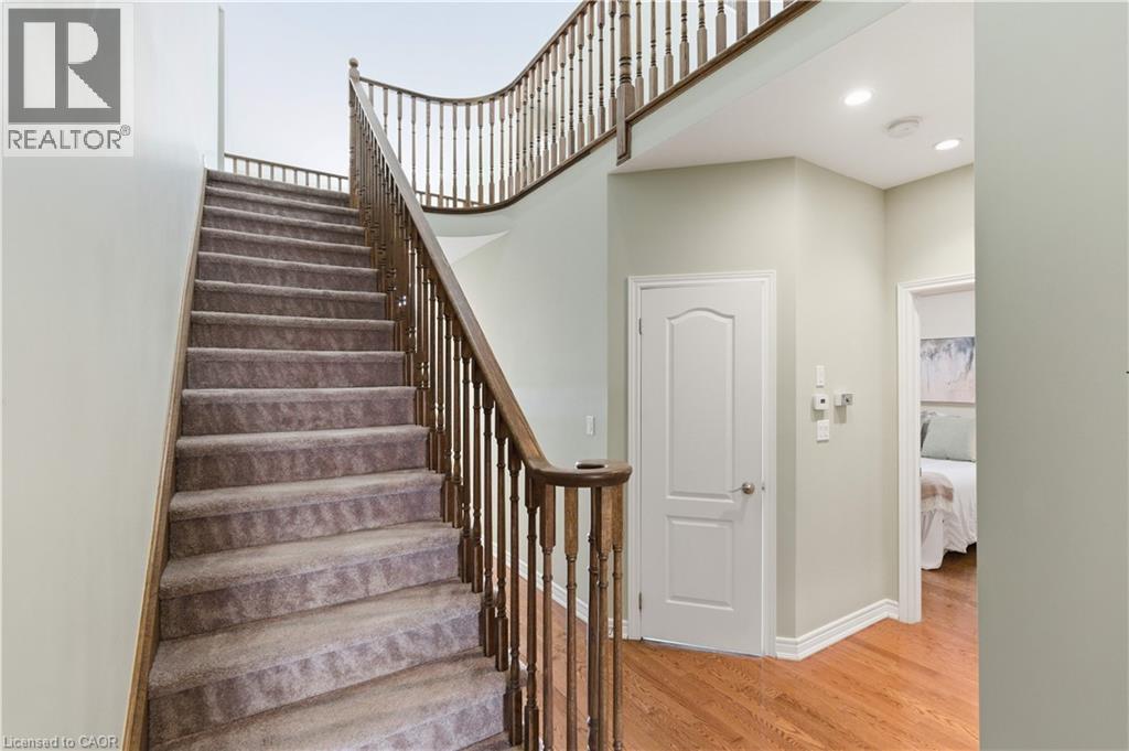 62 BROWVIEW Drive