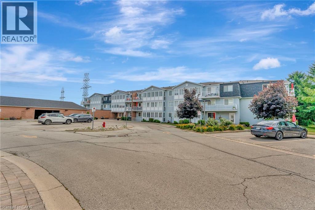 500 SILVERBIRCH Boulevard Unit# 101