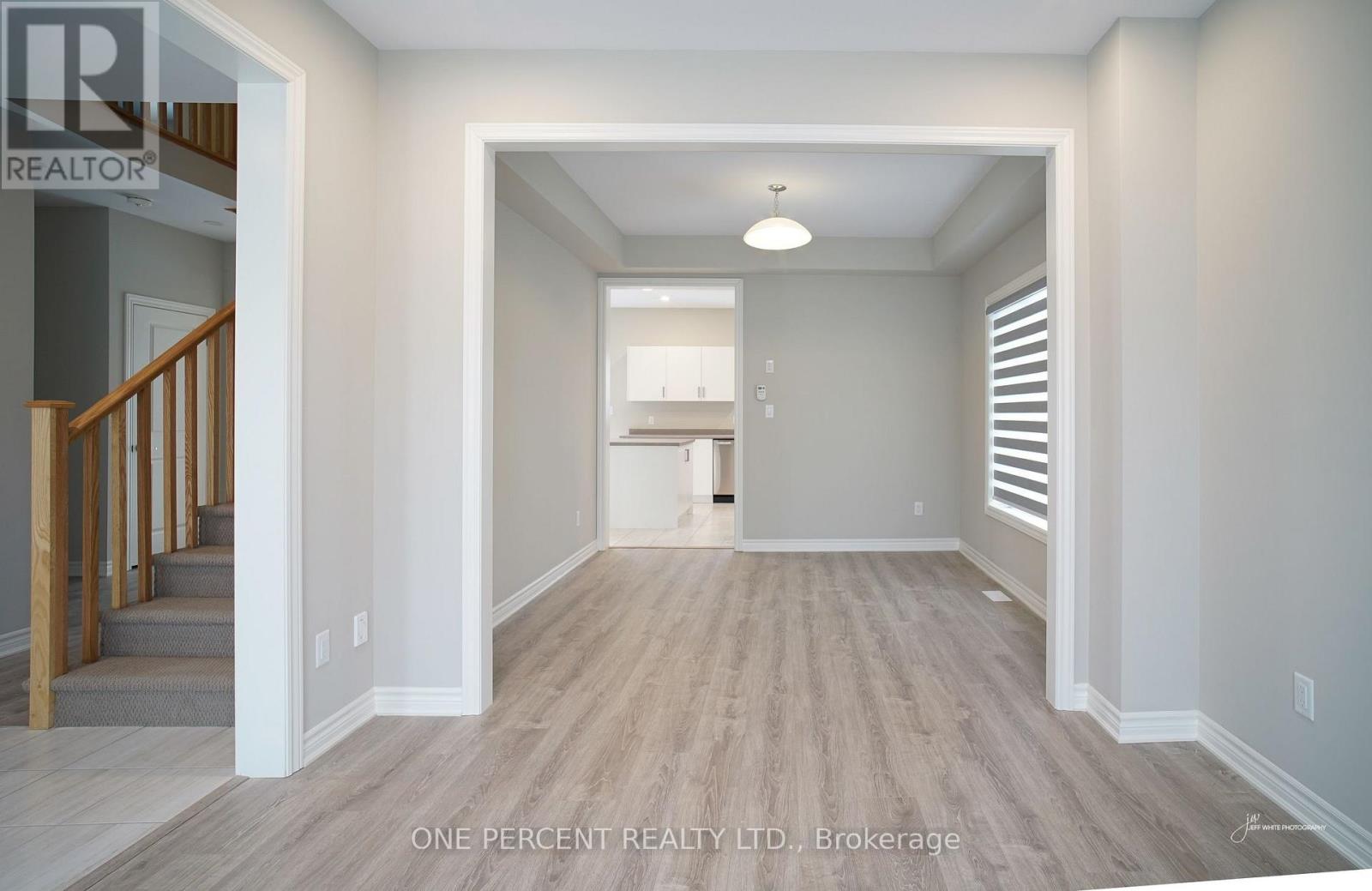 242 SPRINGFIELD CRESCENT