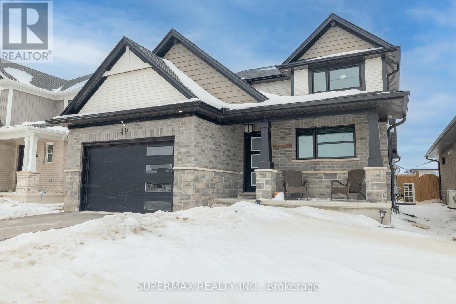 49 FEATHERS CROSSING