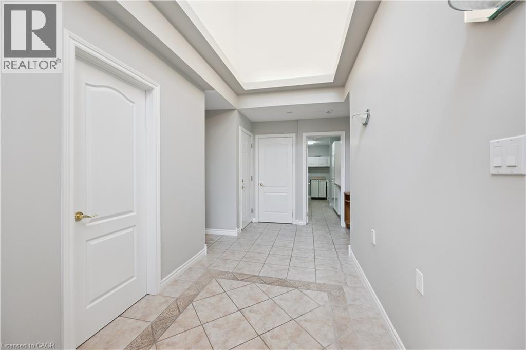350 DOON VALLEY Drive Unit# 3E