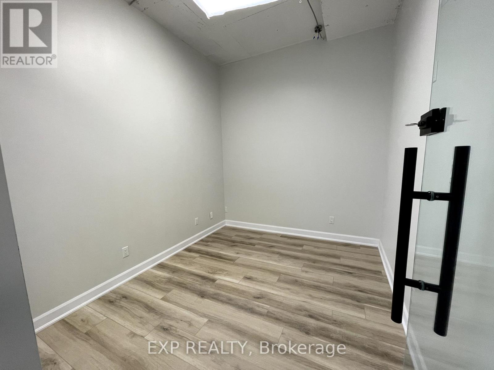 205-5A - 230 LAKESHORE ROAD E