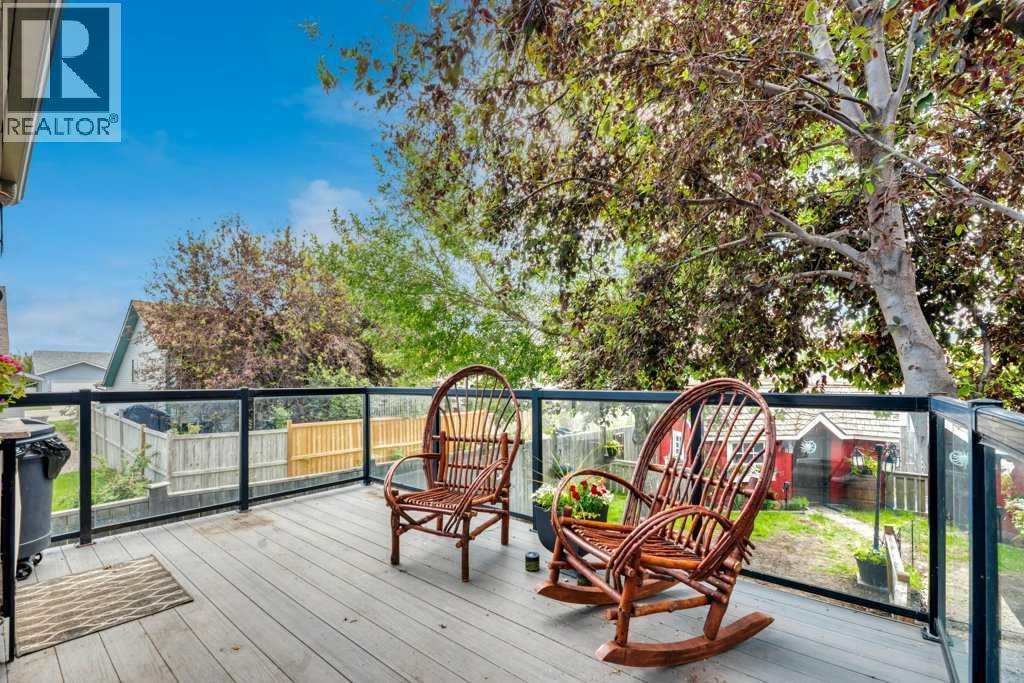 1924 Strathcona Terrace
