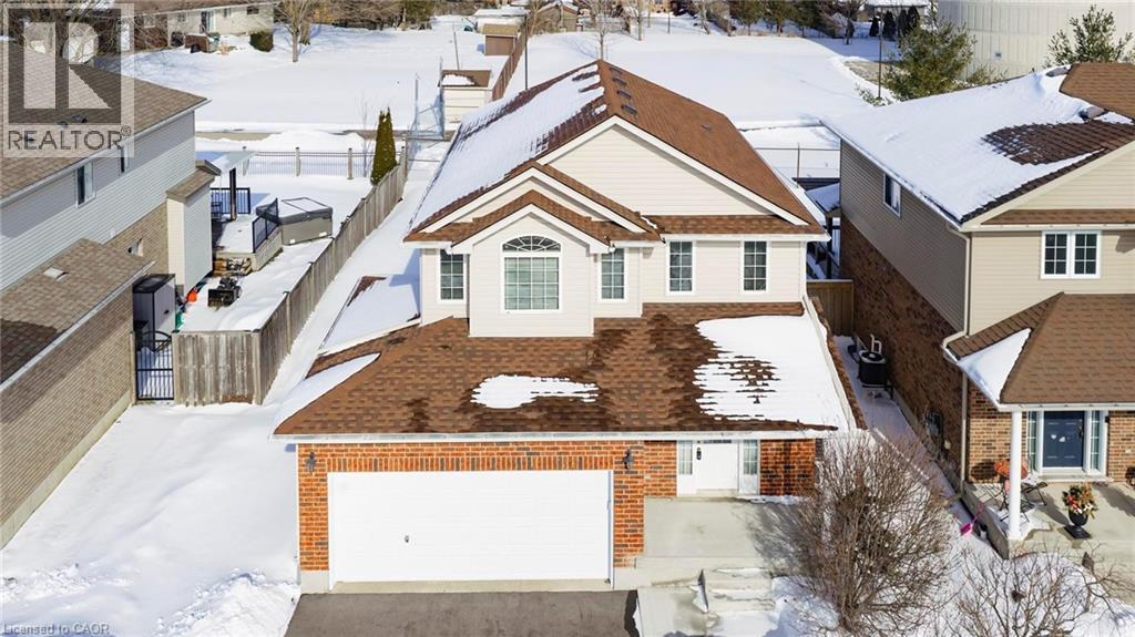 256 CHARLOTTA Street