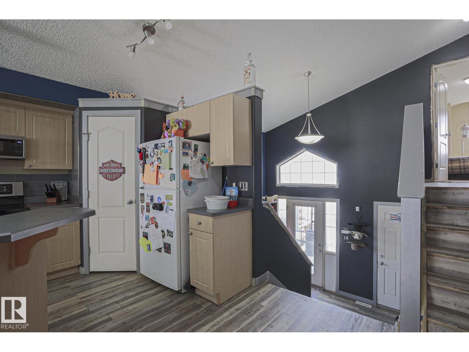 4506 154 AV NW