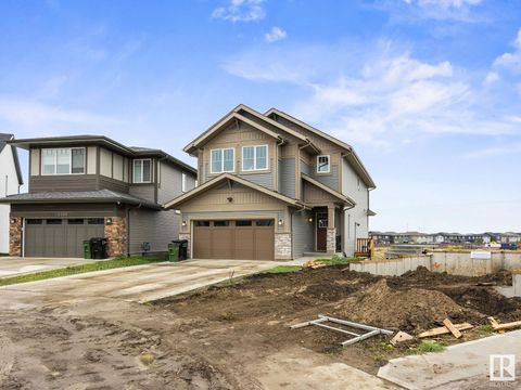 20309 25A AV NW Edmonton AB T6M1N8