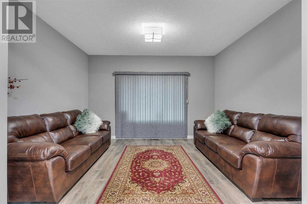 225 Cornerstone Manor NE