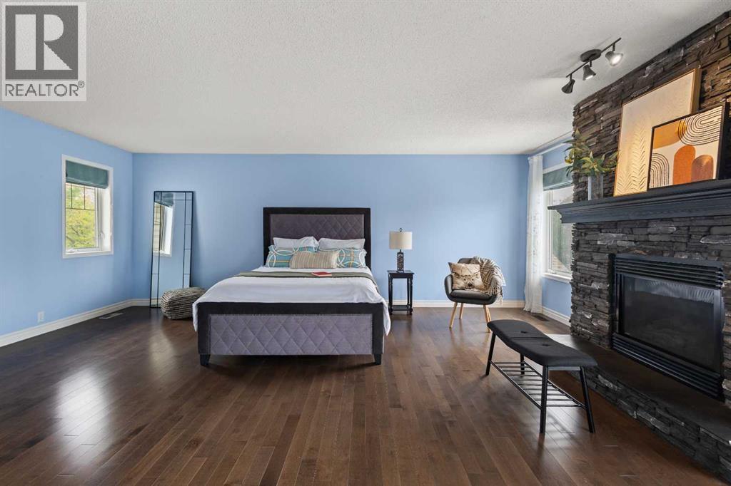 15209 Prestwick Boulevard SE