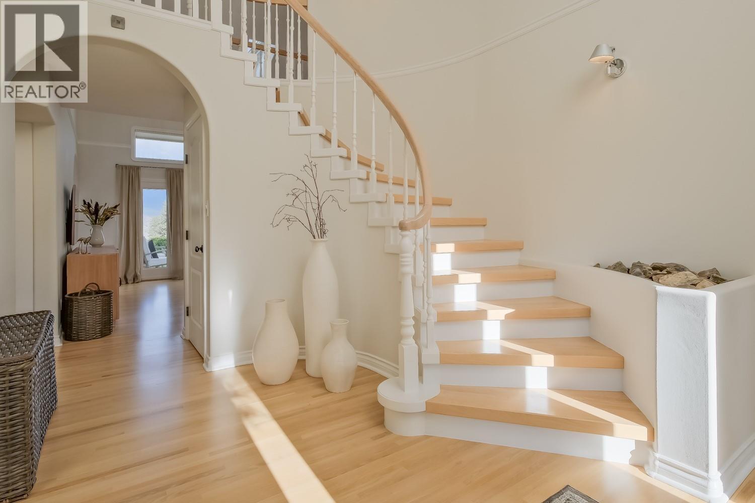 118 Sumac Ridge Drive