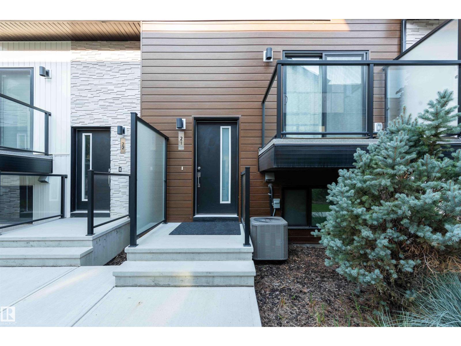 ##21 1729 KEENE CR SW