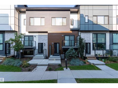 ##21 1729 KEENE CR SW Edmonton AB T6W4B6