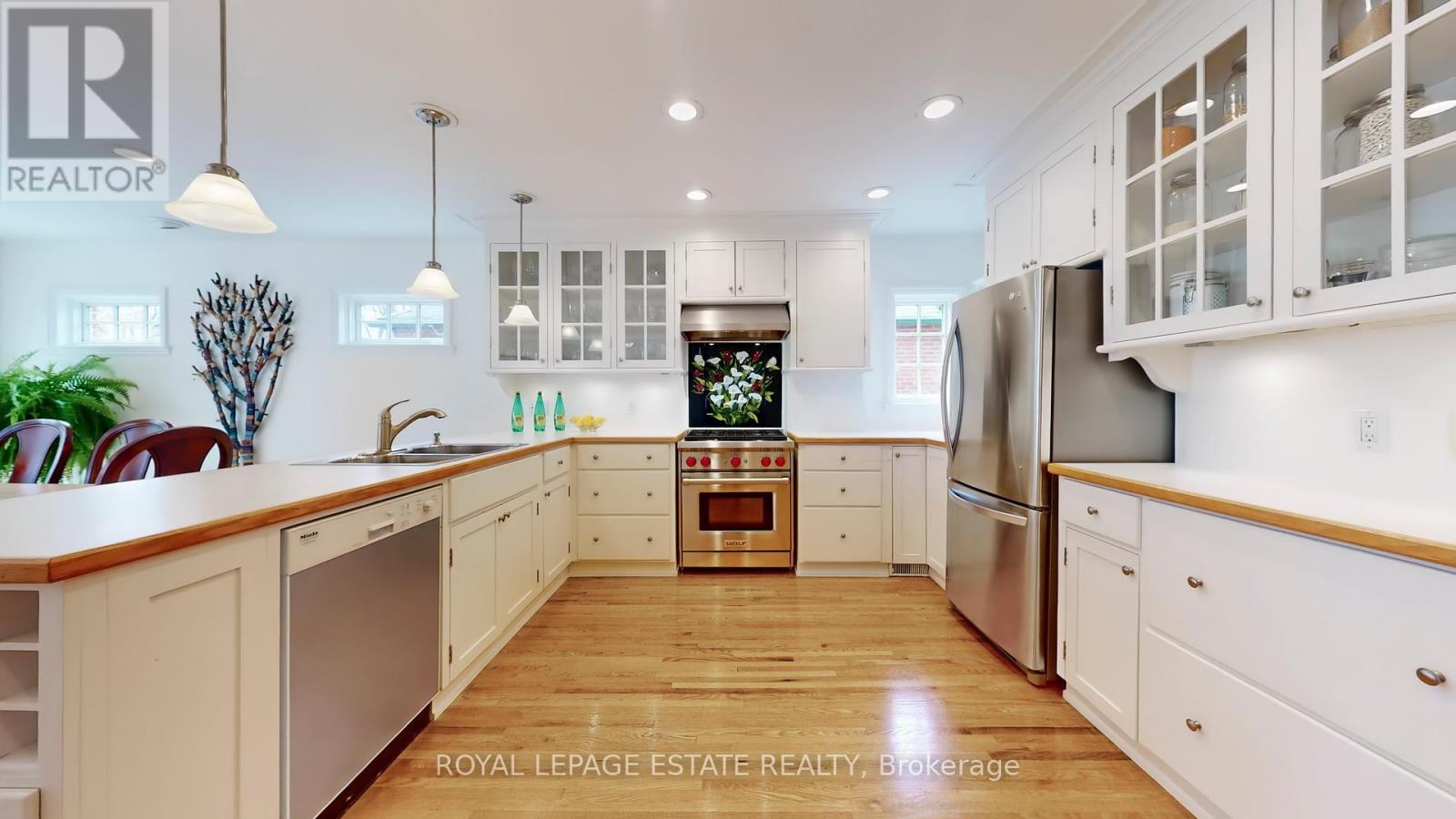 3 SPRINGBANK AVENUE