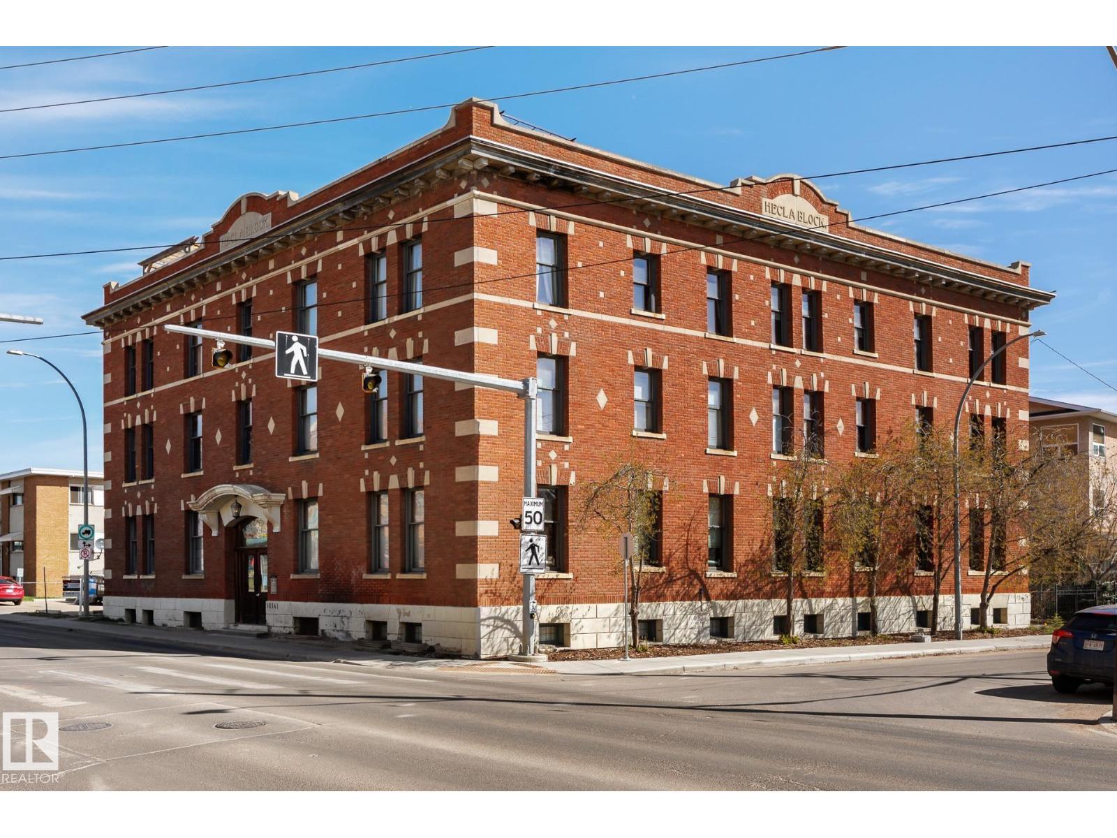 #204 10141 95 ST NW