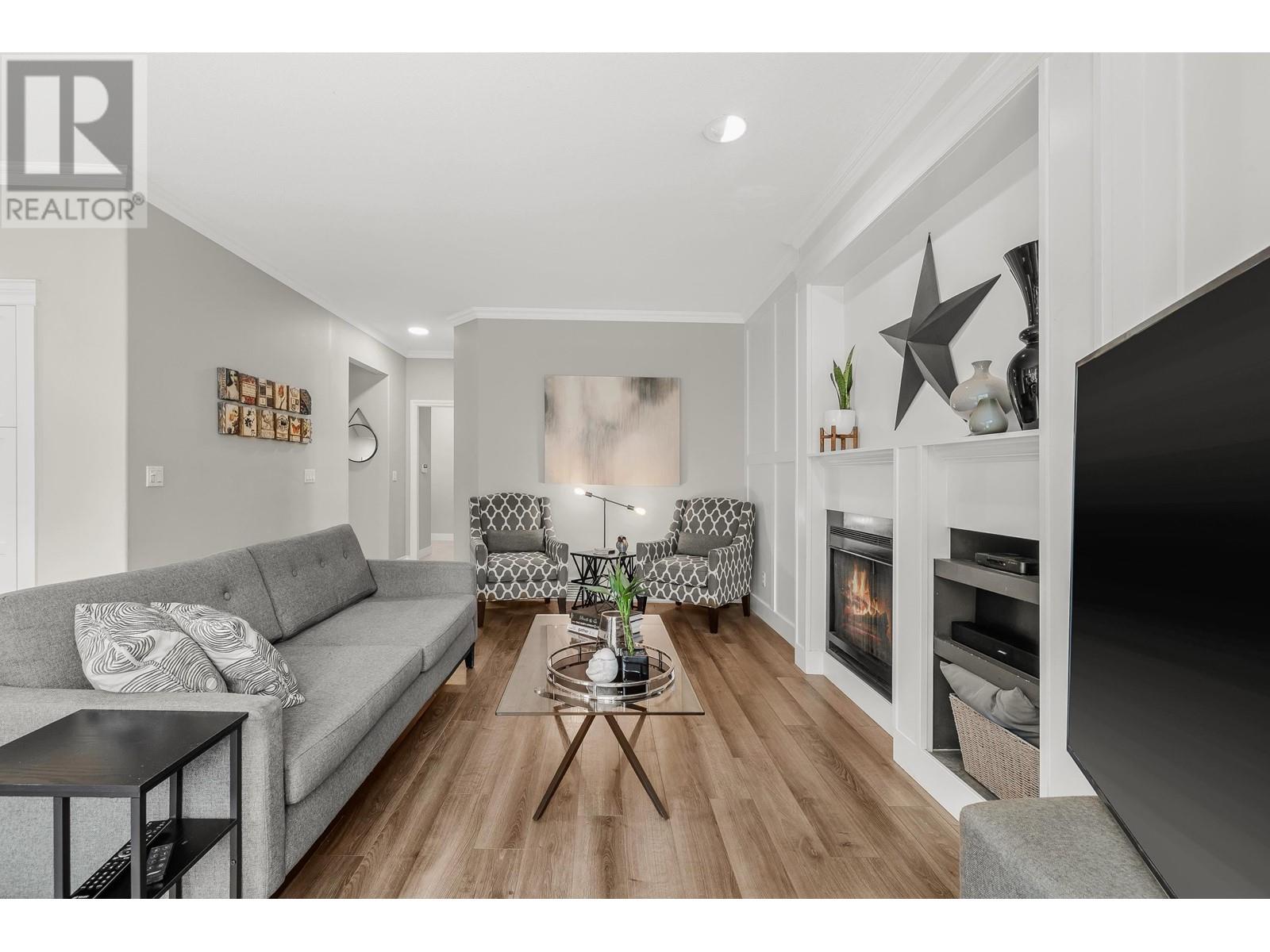 34 FOXWOOD DRIVE