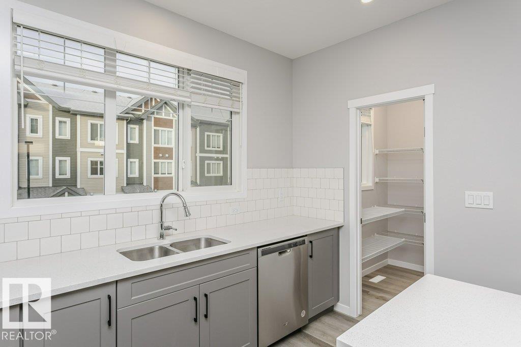 #101 320 SECORD BV NW