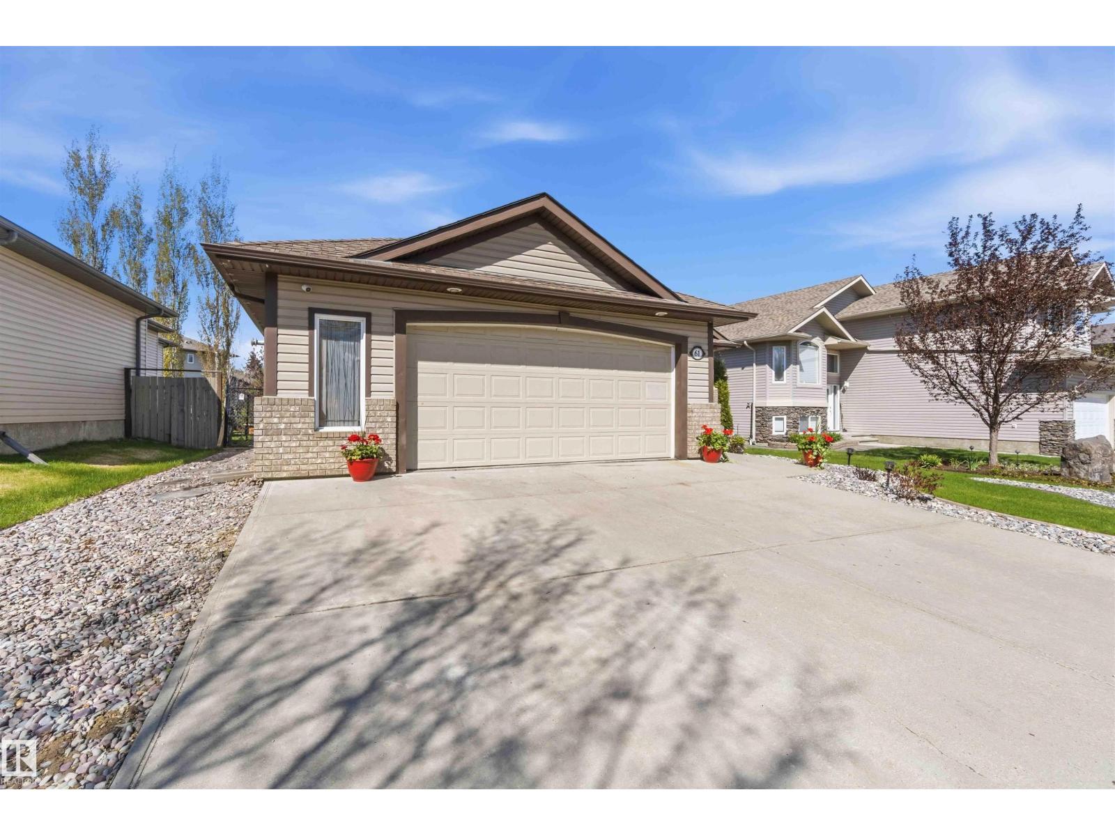 61 Linkside Blvd