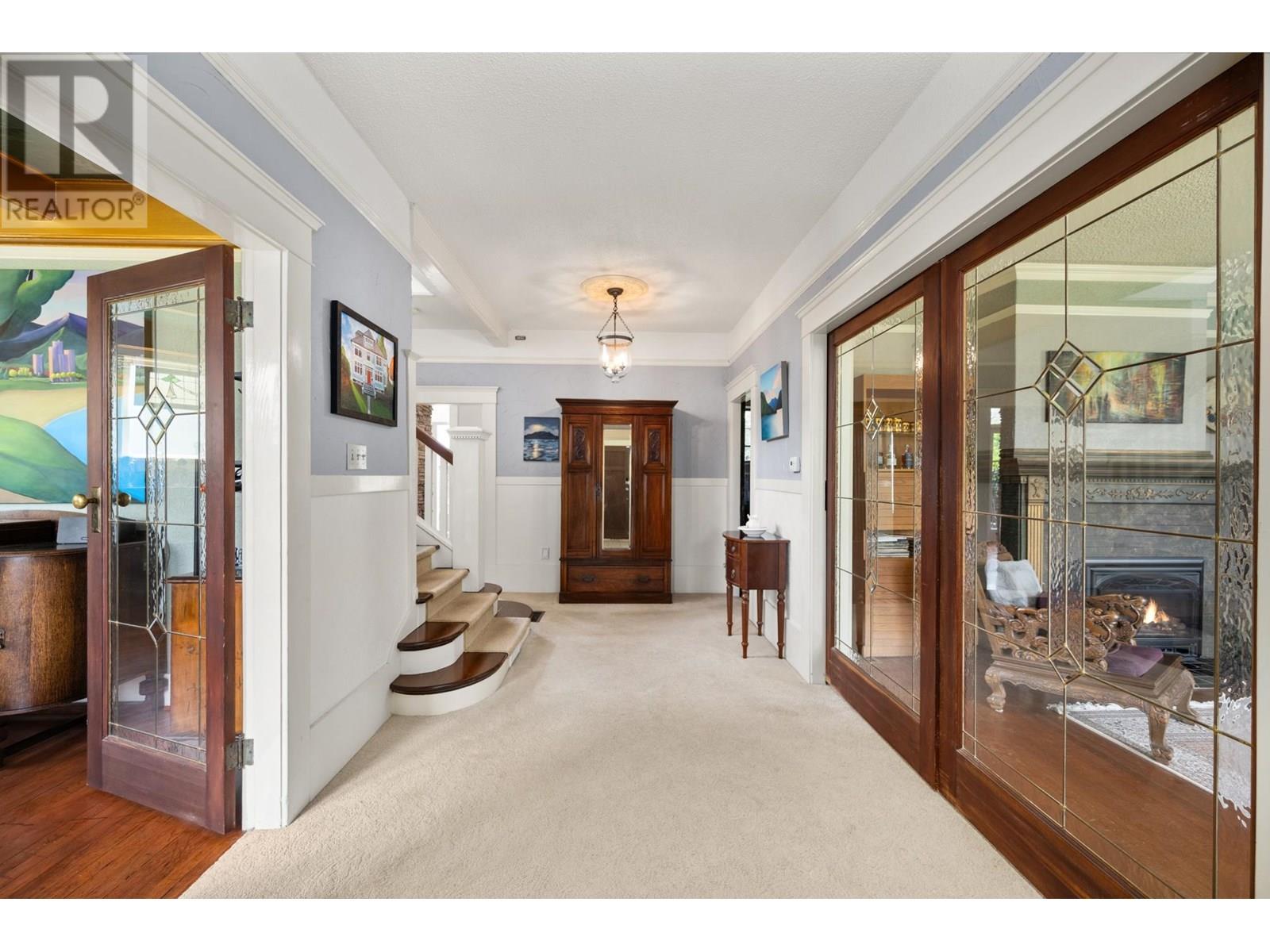922 FIFTH STREET