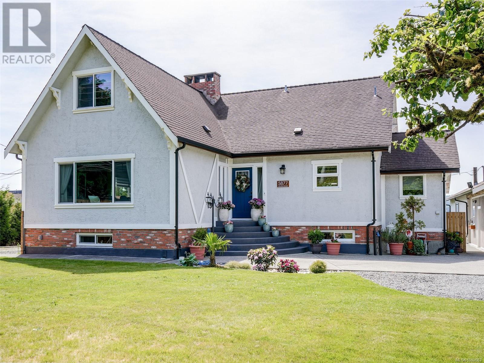 5877 Sooke Rd