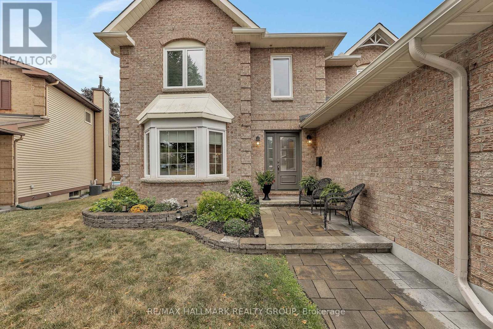 1850 THORNECREST STREET