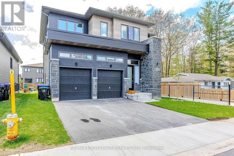 80 BERKELY STREET Wasaga Beach ON L9Z0K5
