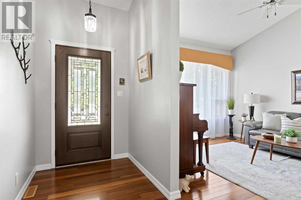 112 Sun Harbour Way SE