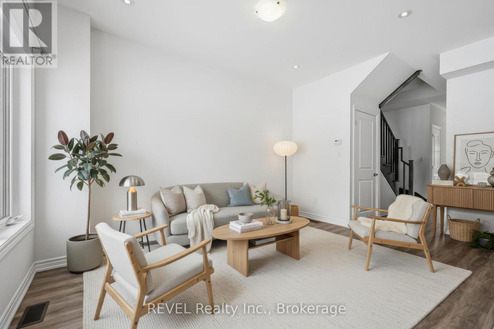 27 ADMIRAL ROAD