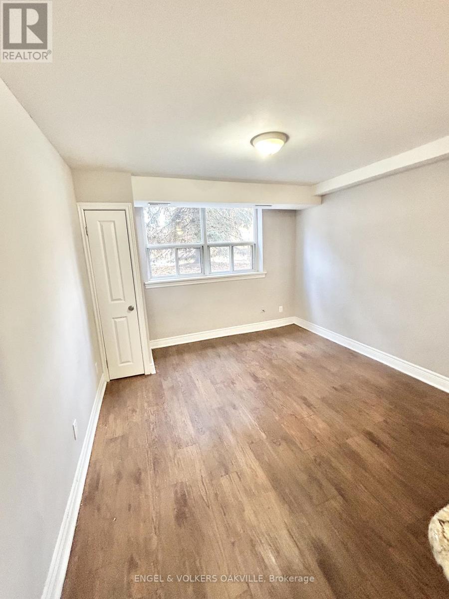 32 - 90 TWENTY FIFTH STREET