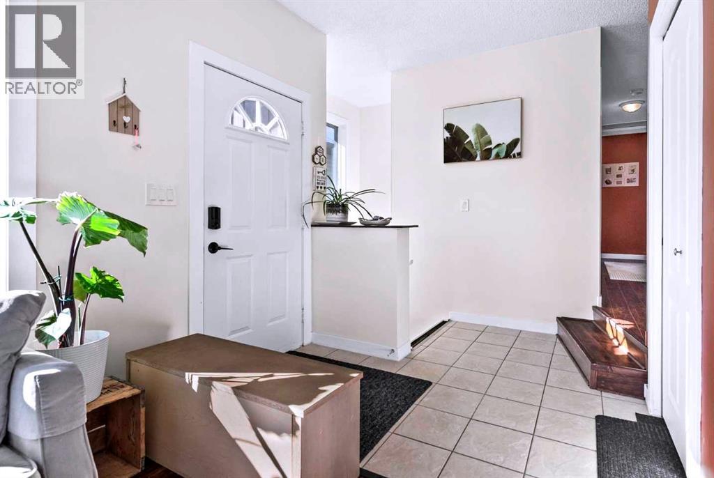 66 Elston Place SE