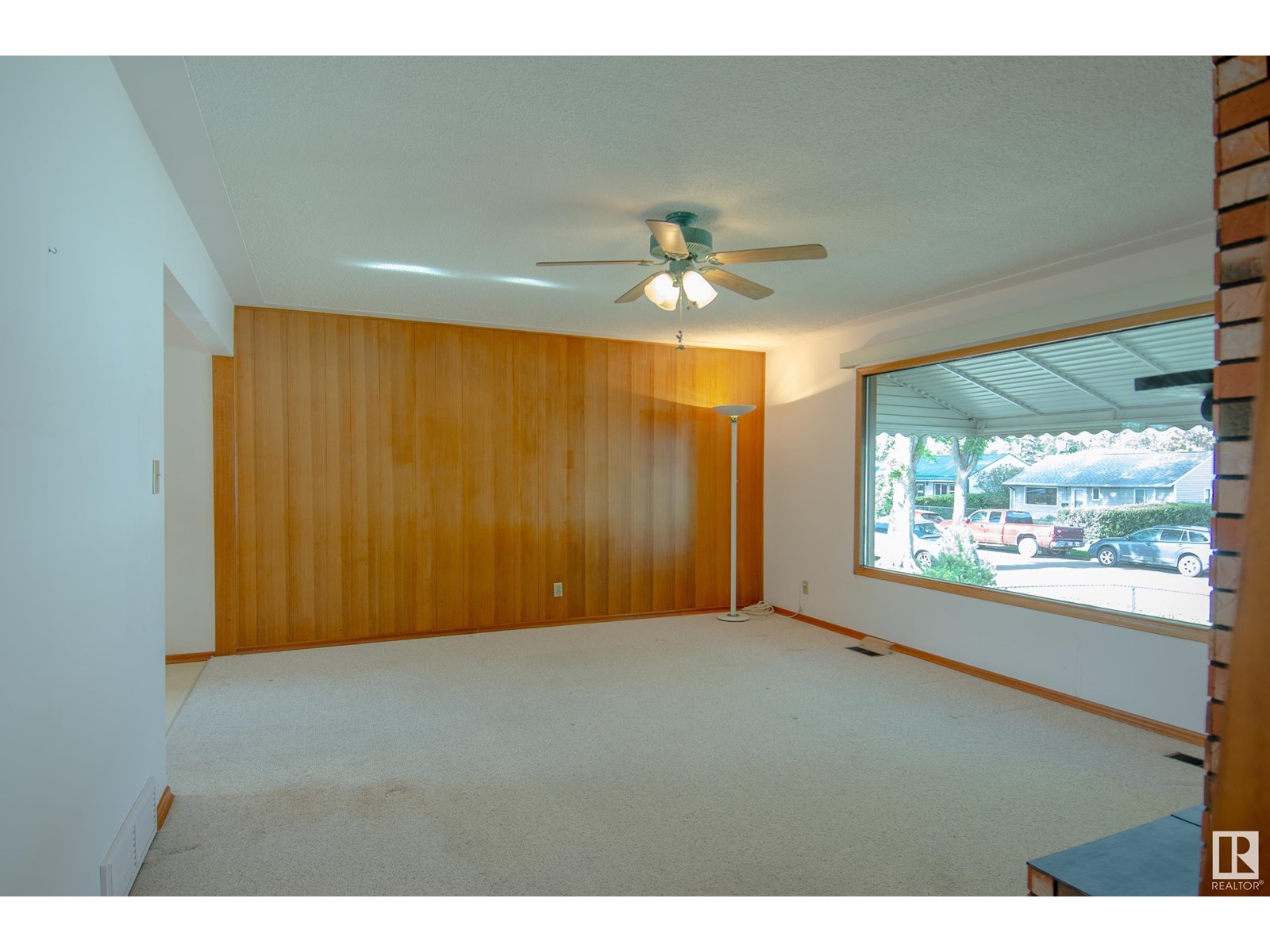 12908 104 ST NW