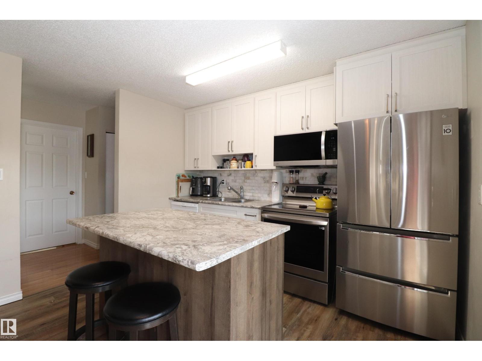 4123 136 AV NW