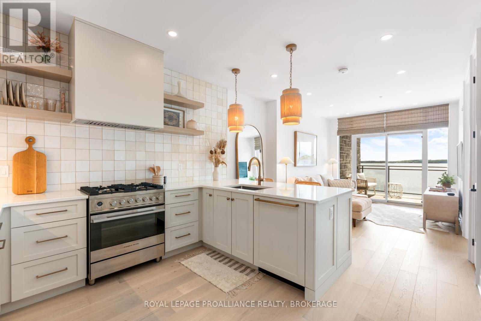 618 - 129B SOUTH STREET