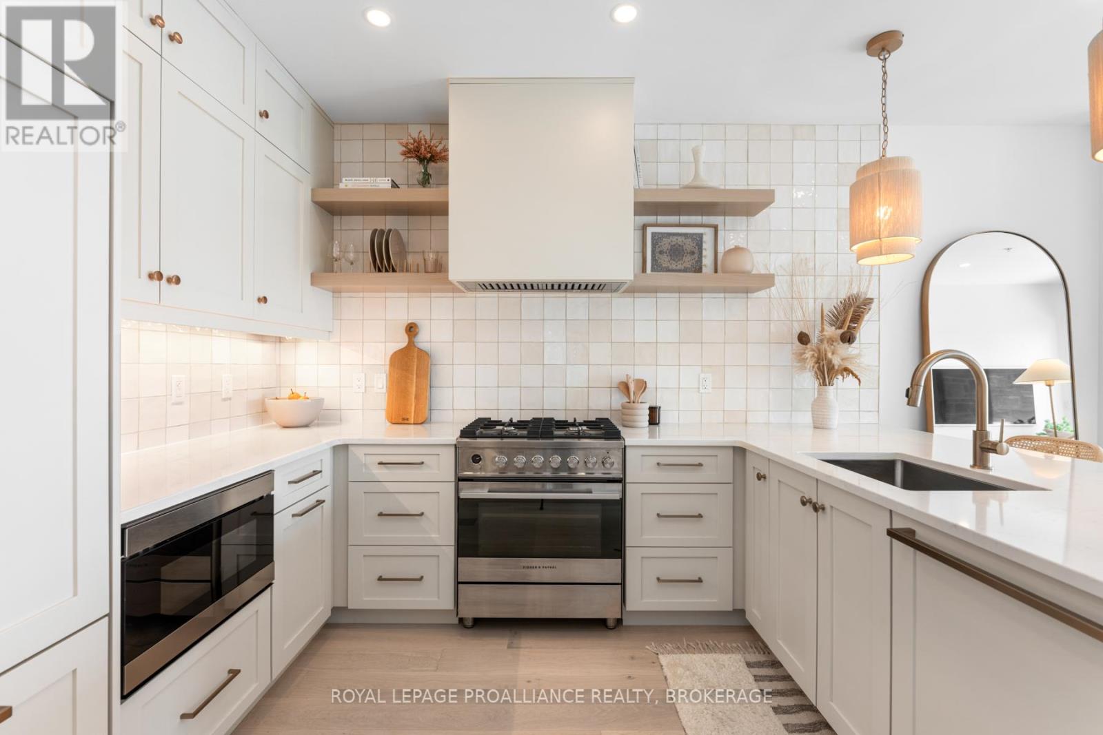 618 - 129B SOUTH STREET