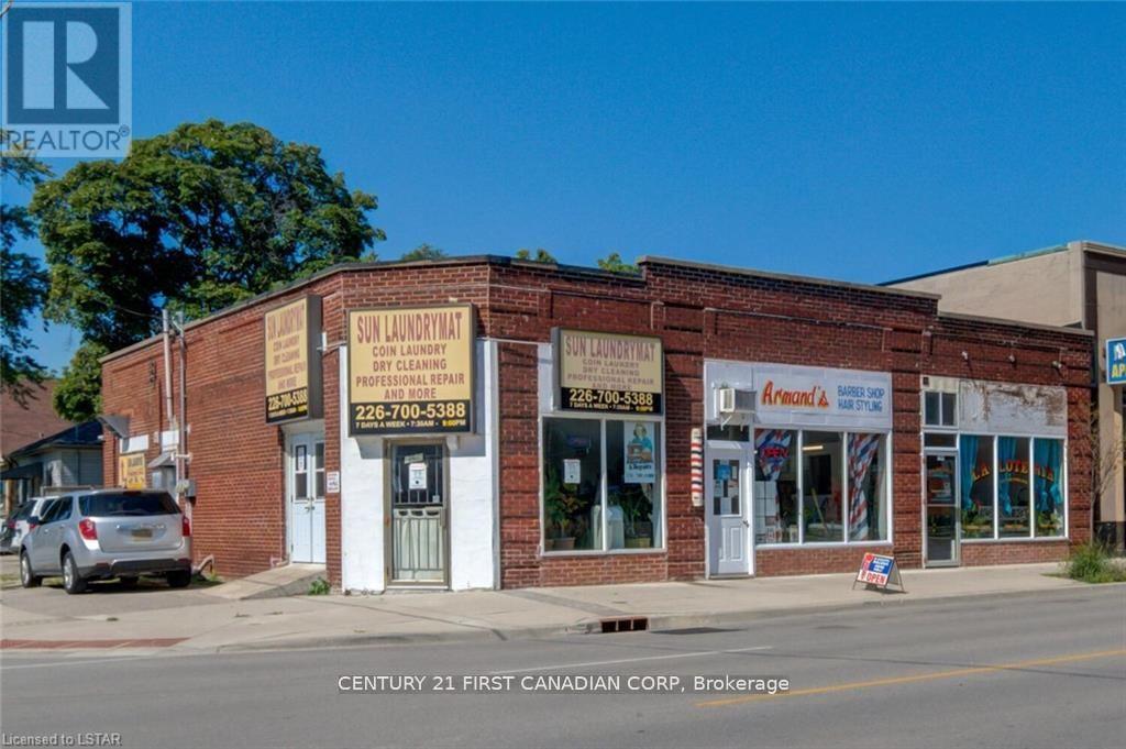 1062 - 1066 DUNDAS STREET E
