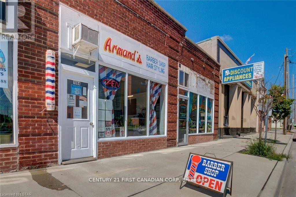 1062 - 1066 DUNDAS STREET E