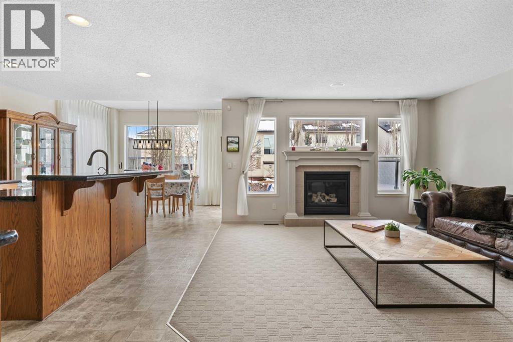 98 Cougarstone Close SW