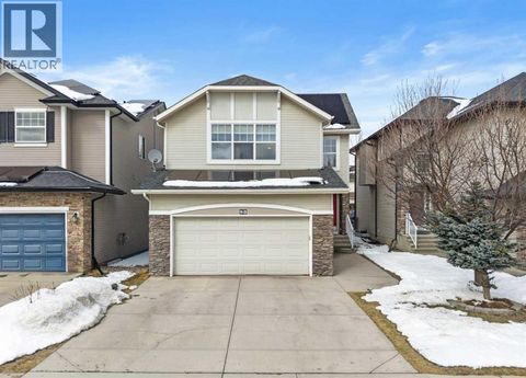 98 Cougarstone Close SW Calgary AB T3H5W3