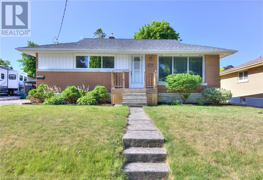 71 BROADMOOR Avenue