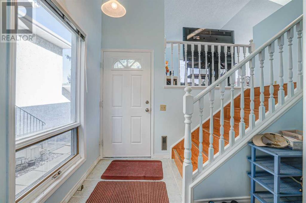 228 Sanderling Place NW