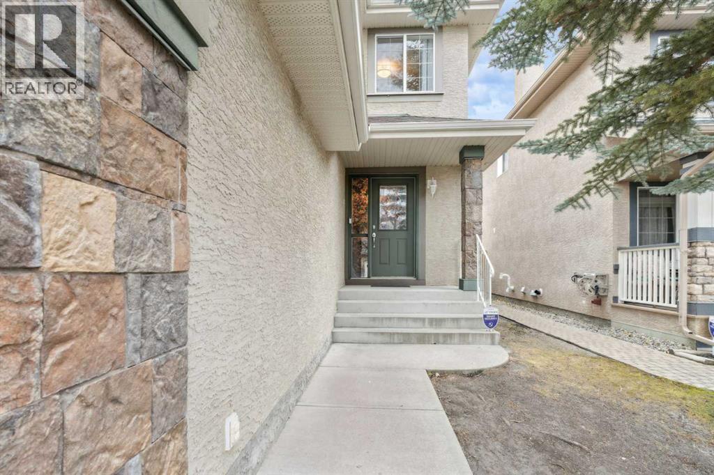 146 Everwillow Close SW