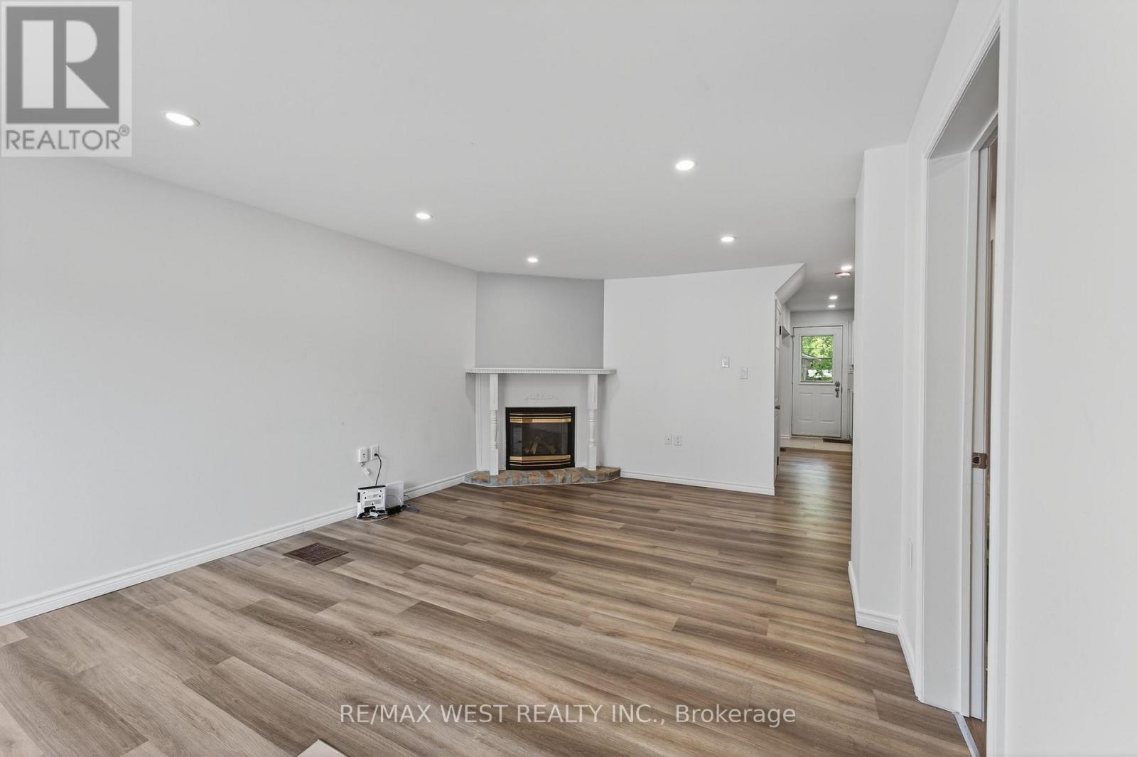 35 KINGSCOURT AVENUE