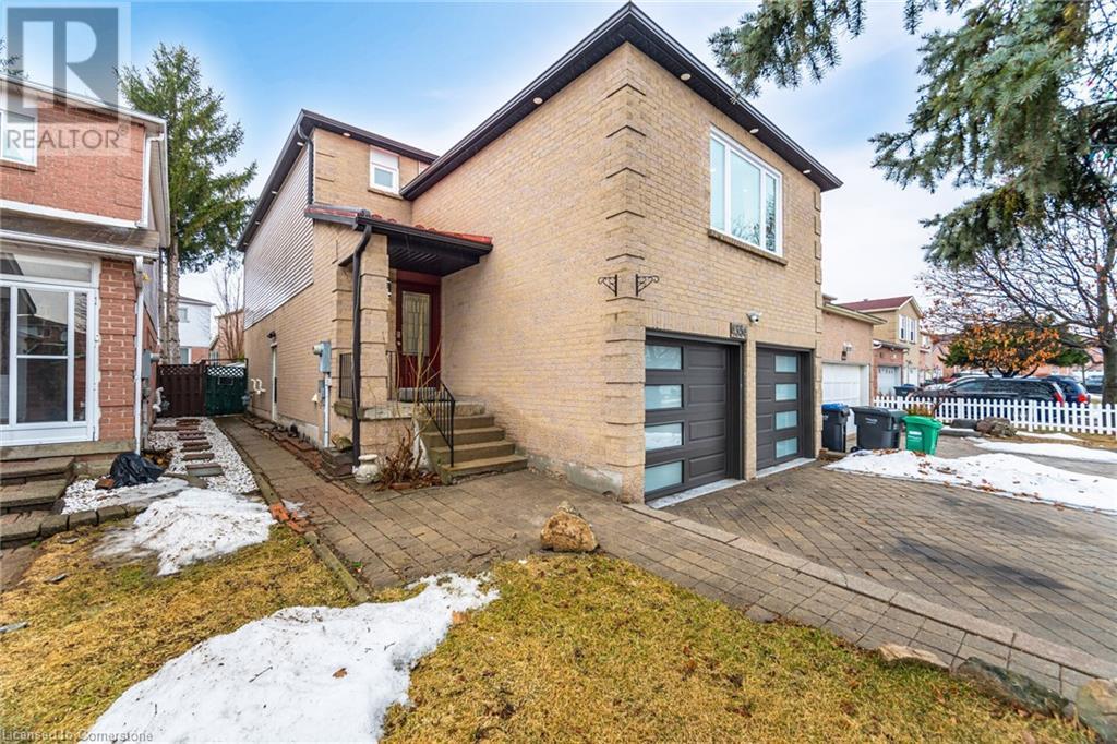 4354 WATERFORD Crescent