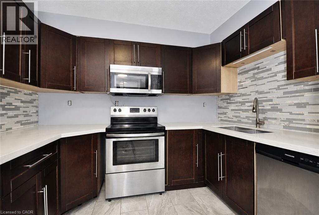 3227 E KING Street E Unit# 105