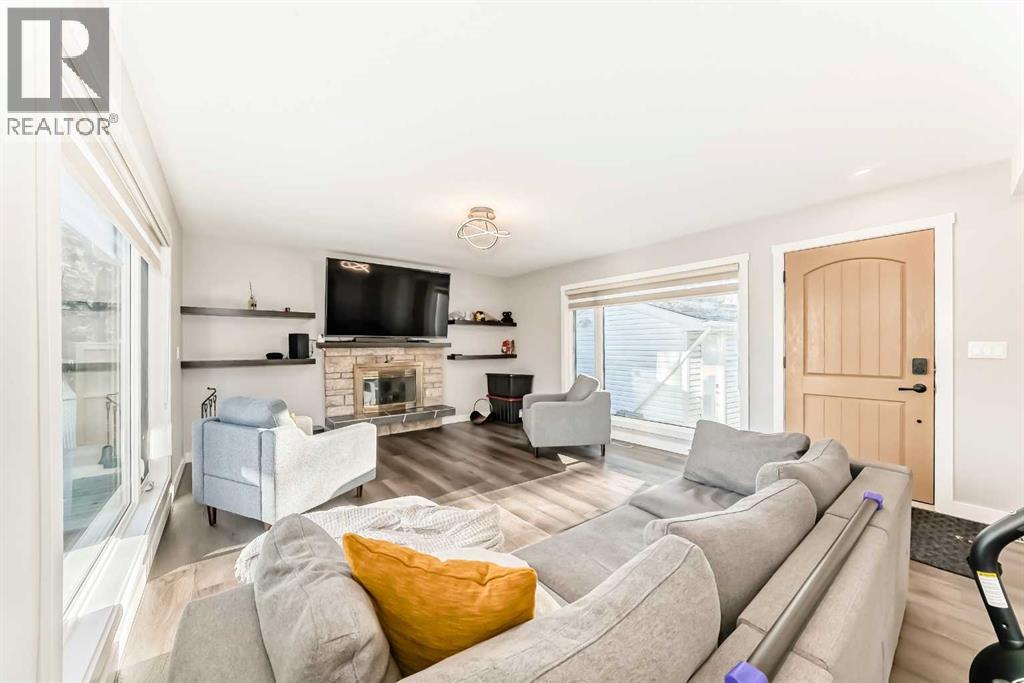 9816 Palistone Road SW