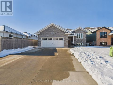 756 REYNOLDS DRIVE Kincardine ON N2Z3B6