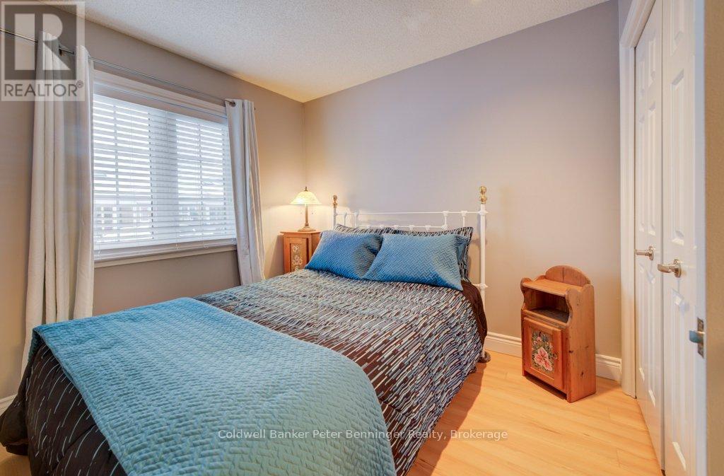 16 - 874 ARLINGTON STREET