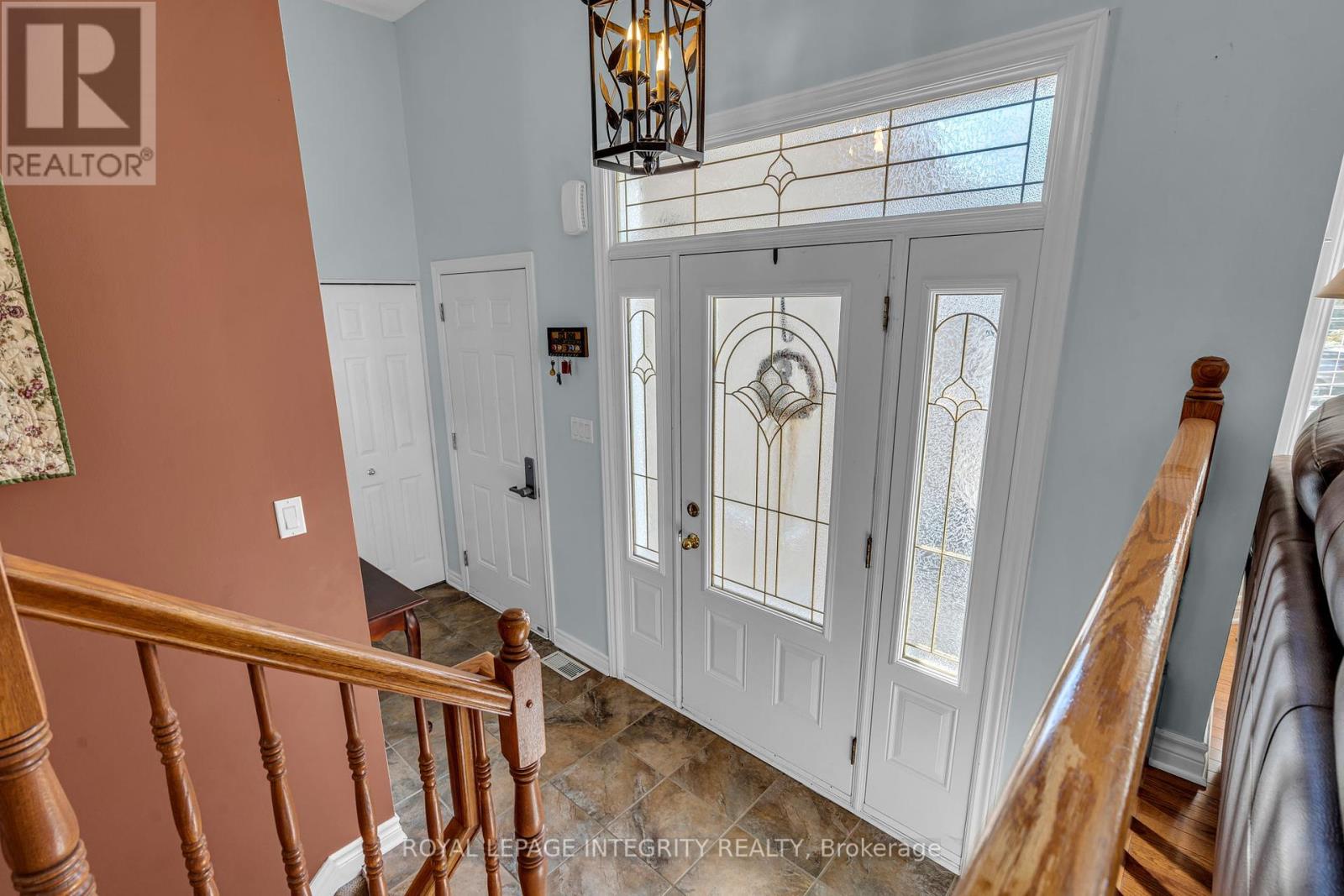120 JASPER CRESCENT