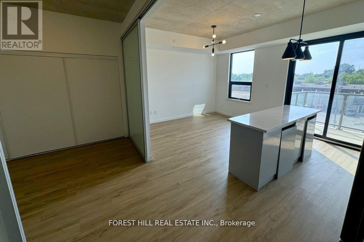 307 - 7 ERIE AVENUE