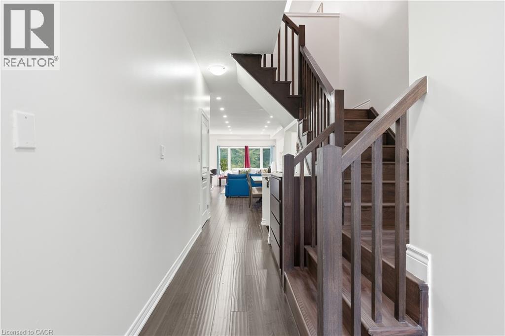 161 KINSMAN Drive